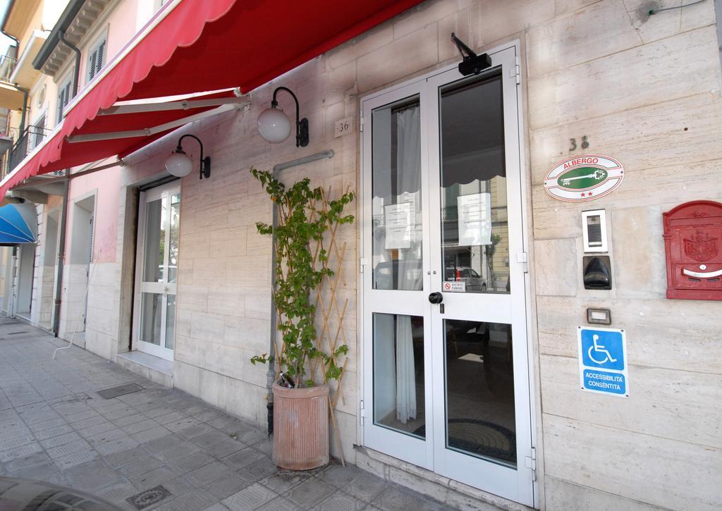 Hotel Luana Viareggio Exteriér fotografie